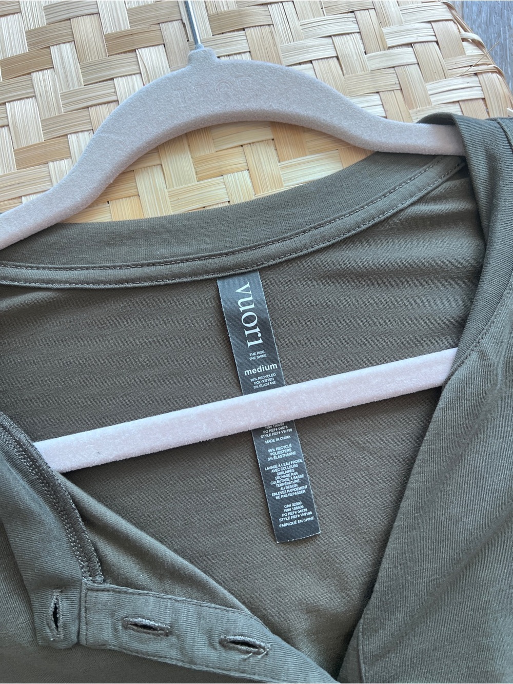 Vuori Avalon Henley - Picture 3 of 7